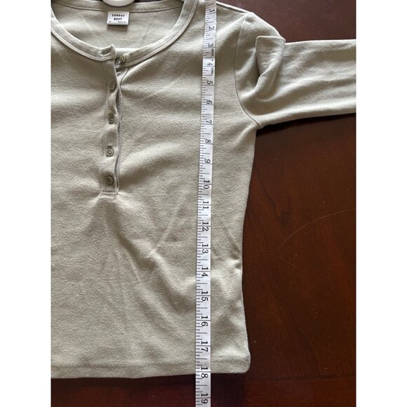 Aritzia Sunday Best Long Sleeve Top Bundle Honor Tee + Lola Henley in Size XS - Picture 13 of 13